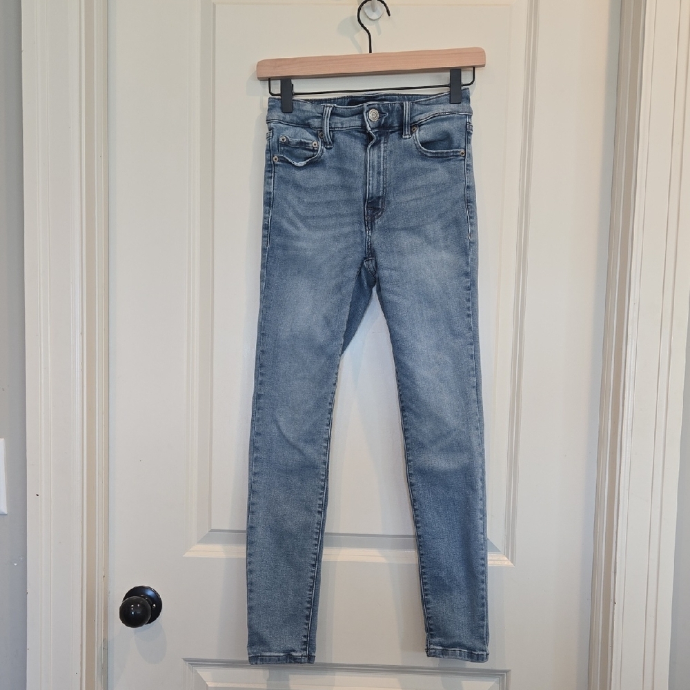 Aeropostale Skinny Jeans 2 Short